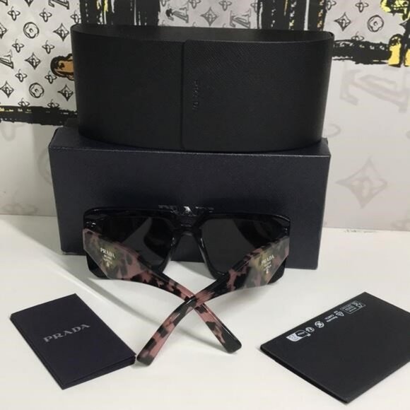 New Authentic Prada SPR23Y Symbole Square Sunglasses – Black & Pink - Picture 5 of 13